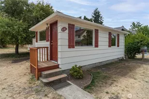 301 E St, Port Townsend, WA 98368 - Photo 1