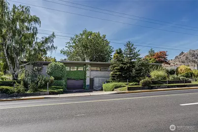 1375 Russell Street, Wenatchee, WA 98801 - Photo 1