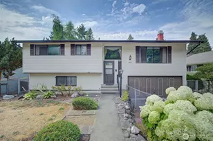 14039 36th Ave NE, Seattle, WA 98125 - Photo 1