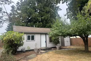117 Drayton St, Lynden, WA 98264 - Photo 1