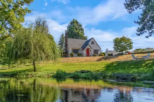 2210 W Pioneer Ave, Puyallup, WA 98371 - Photo 1