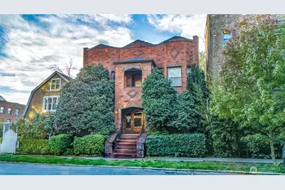 219 Belmont Avenue E, Seattle, WA 98102 - Photo 1
