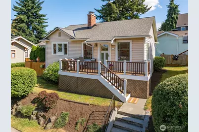 6806 Woodlawn Avenue NE, Seattle, WA 98115 - Photo 1