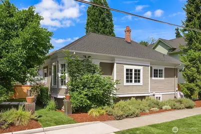 2800 E Thomas Street, Seattle, WA 98112 - Photo 1
