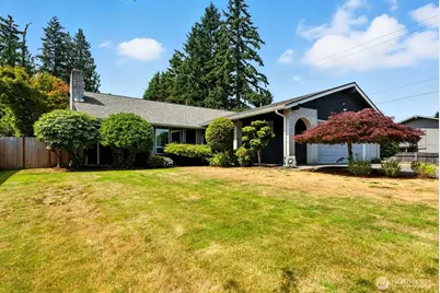 17828 Larch Way, Lynnwood, WA 98037 - Photo 1