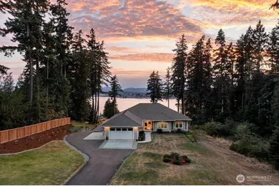 5400 E Blaisdell Lane, Port Orchard, WA 98366 - Photo 1