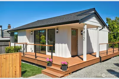 9412 34th Avenue SW, Seattle, WA 98126 - Photo 1