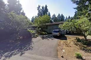 9615 NE 34th St, Bellevue, WA 98004 - Photo 1