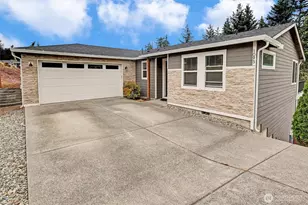 1095 St Moritz Ct, Camano Island, WA 98282 - Photo 1
