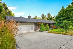 804 109th Ave SE, Bellevue, WA 98004 - Photo 1