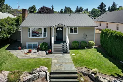 3040 48th Avenue SW, Seattle, WA 98116 - Photo 1