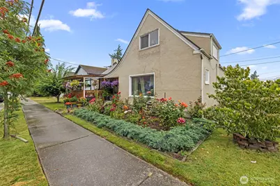 1301 S 2nd Street, Mount Vernon, WA 98273 - Photo 1