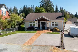 8220 Cedarhome Dr, Stanwood, WA 98292 - Photo 1