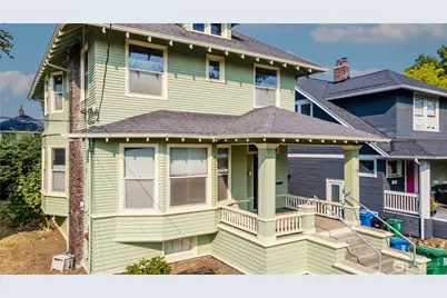 735 33 Avenue, Seattle, WA 98122 - Photo 1
