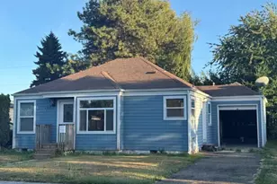 2933 Garfield St, Longview, WA 98632 - Photo 1