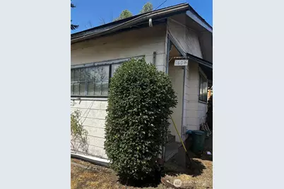 1604 NW 70th Street, Seattle, WA 98117 - Photo 1