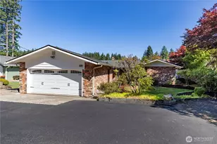 881 E Ballantrae Dr, Shelton, WA 98584 - Photo 1