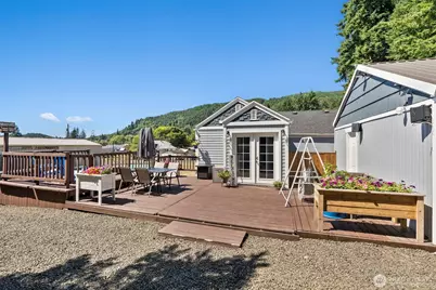 1217 Godfrey Street, Raymond, WA 98577 - Photo 1