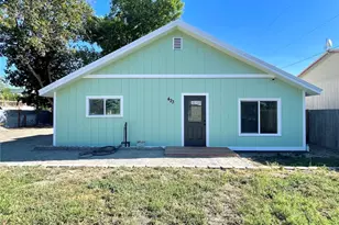 423 3rd Ave W, Omak, WA 98841 - Photo 1