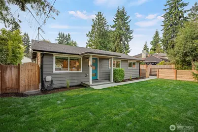 3029 NE 133rd Street, Seattle, WA 98125 - Photo 1