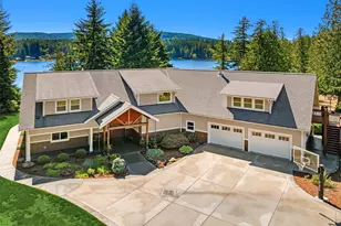 8725 & 8723 NW Holly Rd, Bremerton, WA 98312 - Photo 1