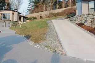 4209 Navigator Ln, Anacortes, WA 98221 - Photo 1