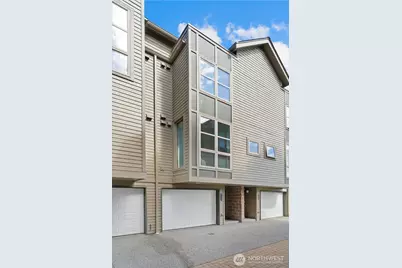 718 Nob Hill Avenue N #B, Seattle, WA 98109 - Photo 1