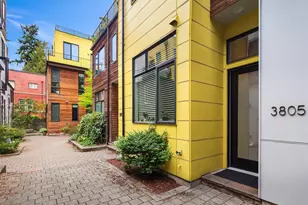 3805 Fremont Ln N, Seattle, WA 98103 - Photo 1