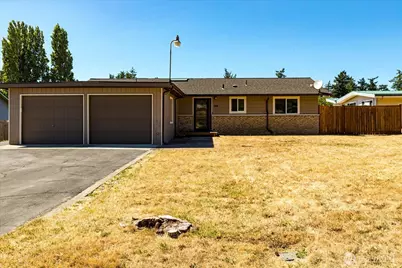 969 Donald Avenue, Oak Harbor, WA 98277 - Photo 1