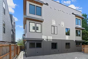 4519 B Bagley Ave N, Seattle, WA 98103 - Photo 1