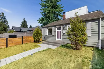 9226 21st Avenue SW, Seattle, WA 98106 - Photo 1