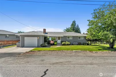 2544 N Astor Avenue, East Wenatchee, WA 98802 - Photo 1