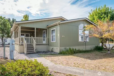 63 Heritage Boulevard, Longview, WA 98632 - Photo 1