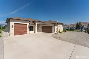 18 Loretta Ln, Chelan, WA 98816 - Photo 1