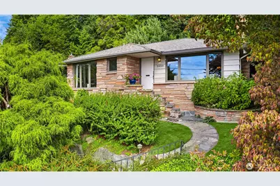 2650 Perkins Lane W, Seattle, WA 98199 - Photo 1