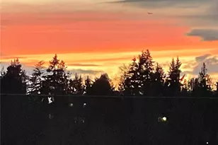 2500 81st Ave SE, Mercer Island, WA 98040 - Photo 1