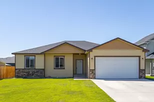 546 S Driftwood Ln, Moses Lake, WA 98837 - Photo 1