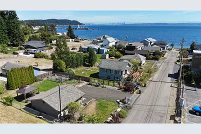 8198 E Daniels Loop, Port Orchard, WA 98366 - Photo 1