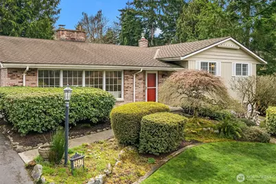 9617 NE 32nd Street, Clyde Hill, WA 98004 - Photo 1