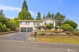 16851 105th Ave NE, Bothell, WA 98011 - Photo 1
