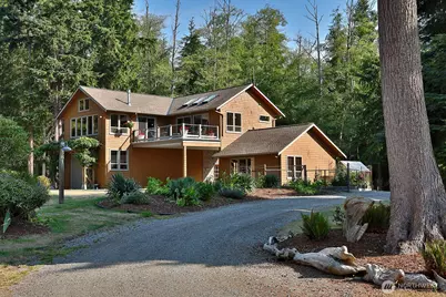 381 Lake Hancock Drive, Coupeville, WA 98239 - Photo 1