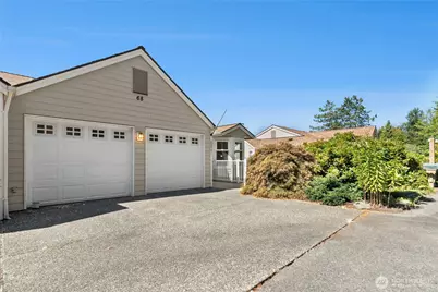 22541 SE 42nd Court #2252, Issaquah, WA 98029 - Photo 1