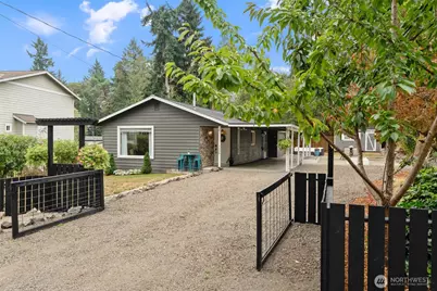 7230 E Maple Street, Port Orchard, WA 98366 - Photo 1