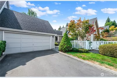 10057 Wallingford Avenue N #12, Seattle, WA 98133 - Photo 1