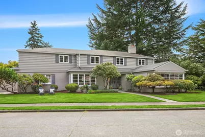 3545 W Laurelhurst Drive NE, Seattle, WA 98105 - Photo 1