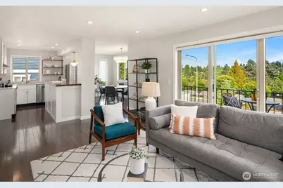 6519 35th Avenue NE #201, Seattle, WA 98115 - Photo 1