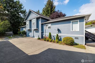524 Myrtle Street #C + D, La Conner, WA 98257 - Photo 1