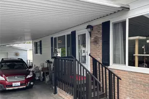 13320 Hwy 99 S, Everett, WA 98204 - Photo 1