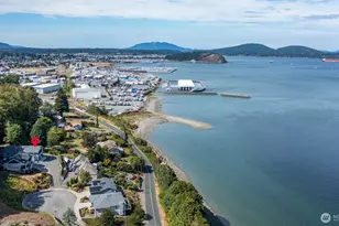 211 Mansfield Ct, Anacortes, WA 98221 - Photo 1