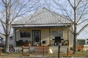 202 N Division St, Odessa, WA 99159 - Photo 1